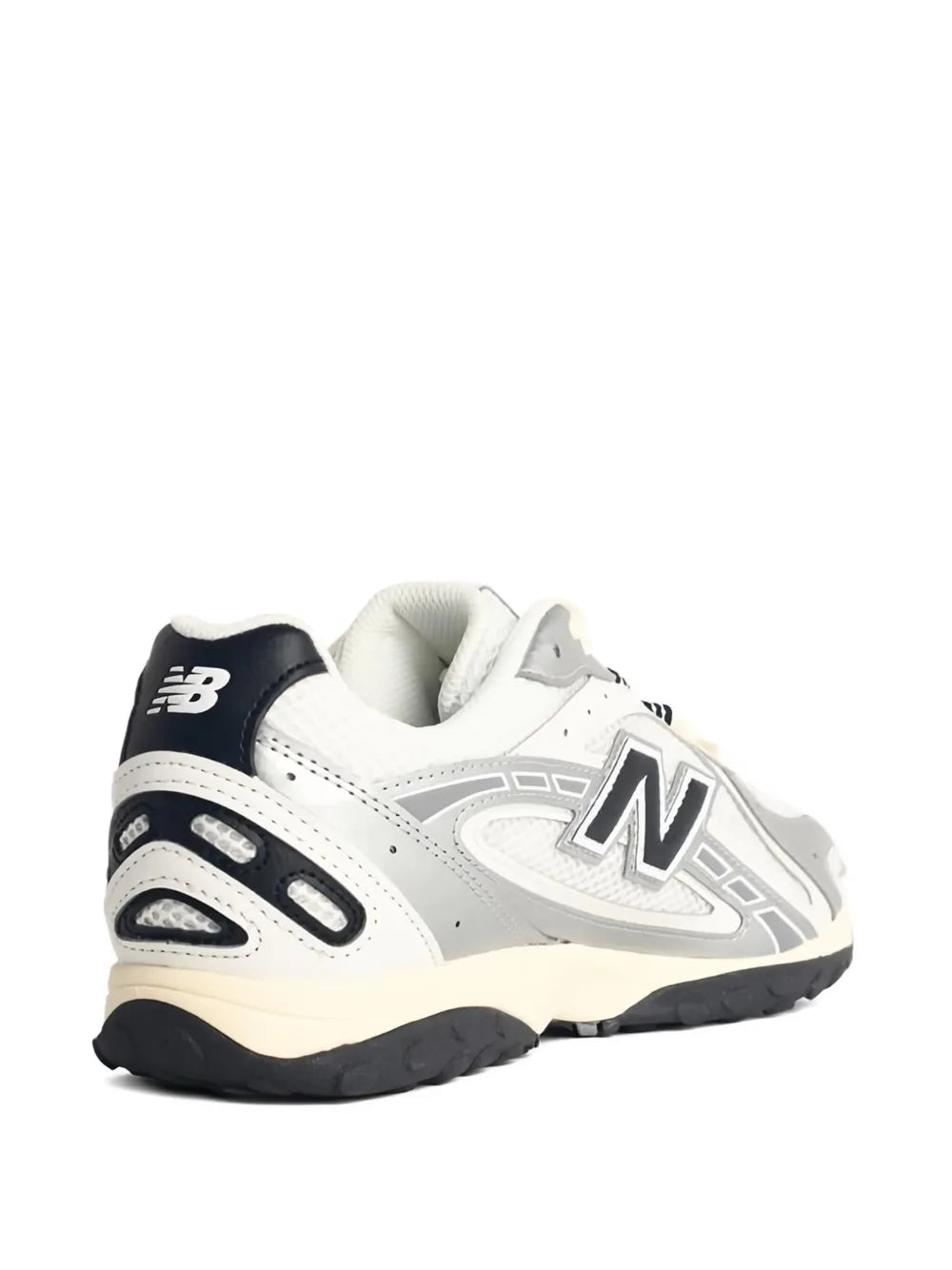 New Balance 204 Logo-Patch